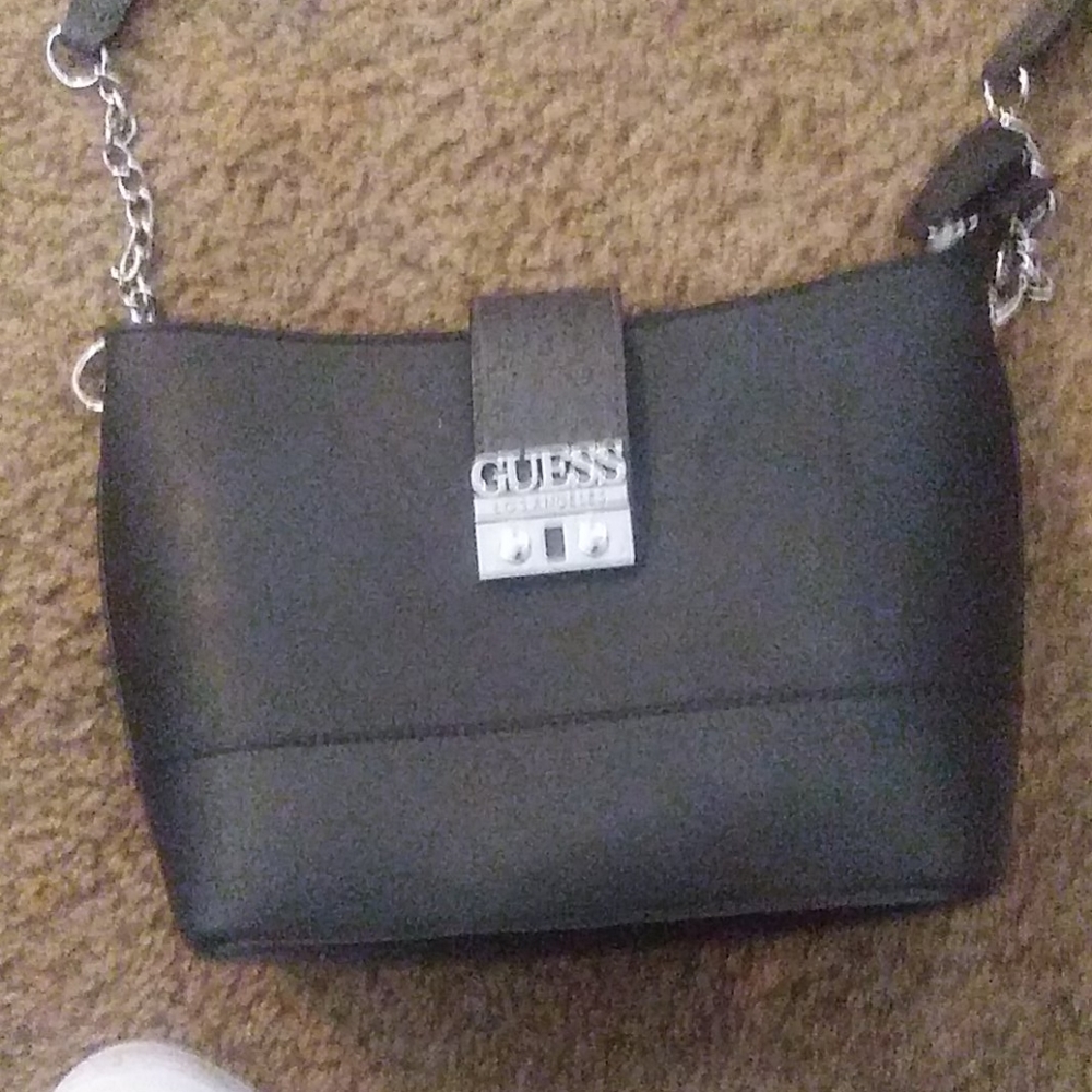 Guess tote